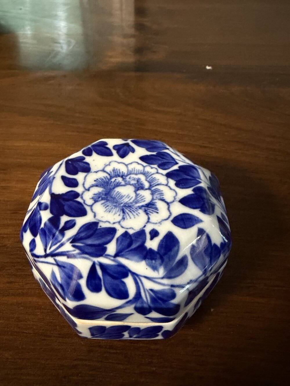 Blue & White Floral Octagonal Ceramic Trinket Box With Lid - 4"x2"
